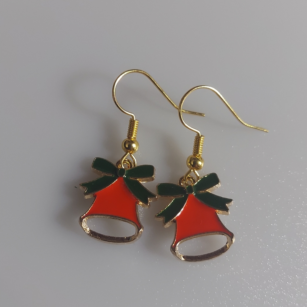 Jingle bell green bow earrings 